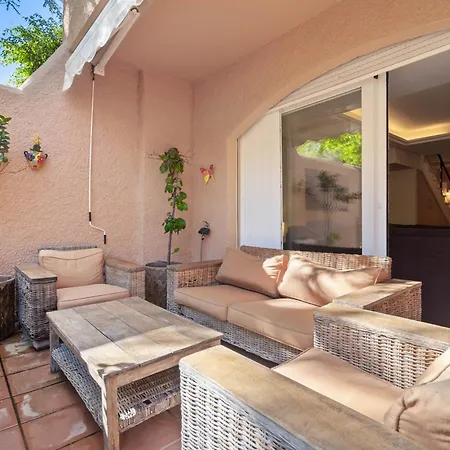Family Exclusiv Townhouse Puerto Banus Apartman *