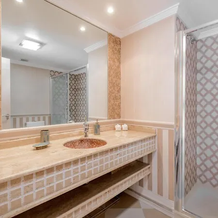 Apartment Family Exclusiv Townhouse Puerto Banus Marbella