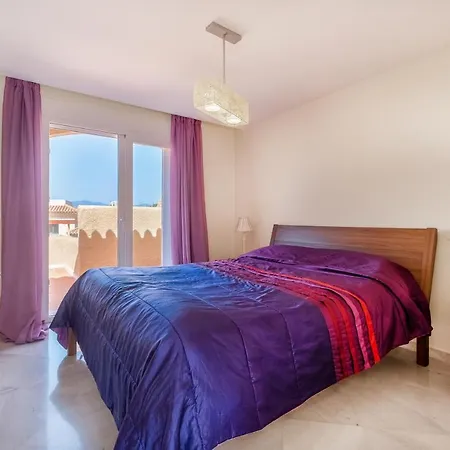 Family Exclusiv Townhouse Puerto Banus Apartment *