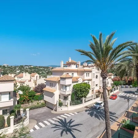Family Exclusiv Townhouse Puerto Banus Apartment *