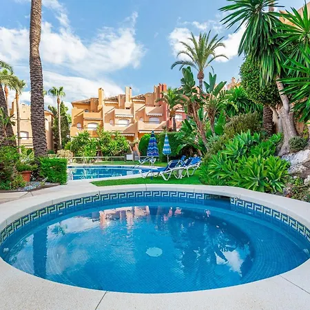 Family Exclusiv Townhouse Puerto Banus