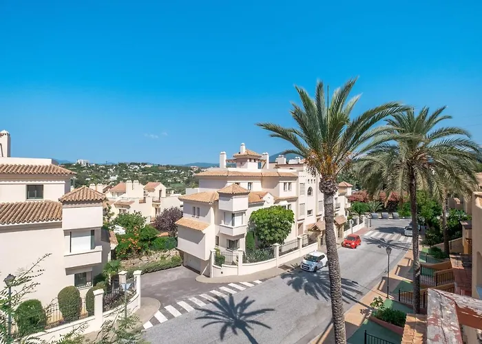 Family Exclusiv Townhouse Puerto Banus Daire *