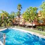Family Exclusiv Townhouse Puerto Banus *