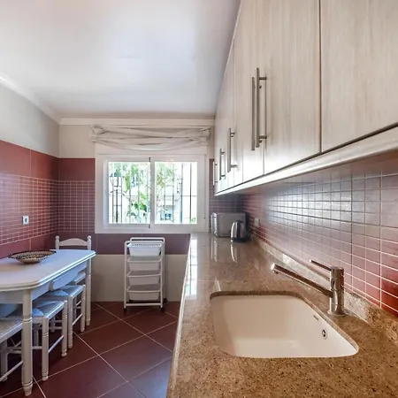شقة Family Exclusiv Townhouse Puerto Banus