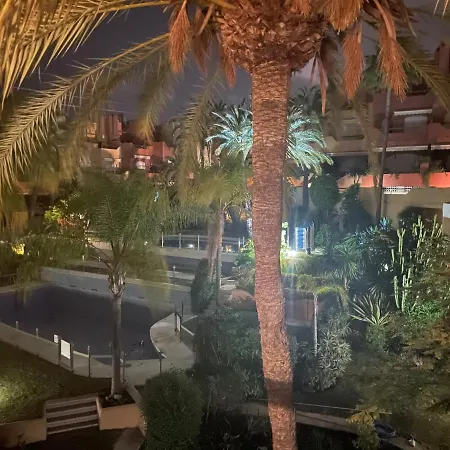 Family Exclusiv Townhouse Puerto Banus ماربيا